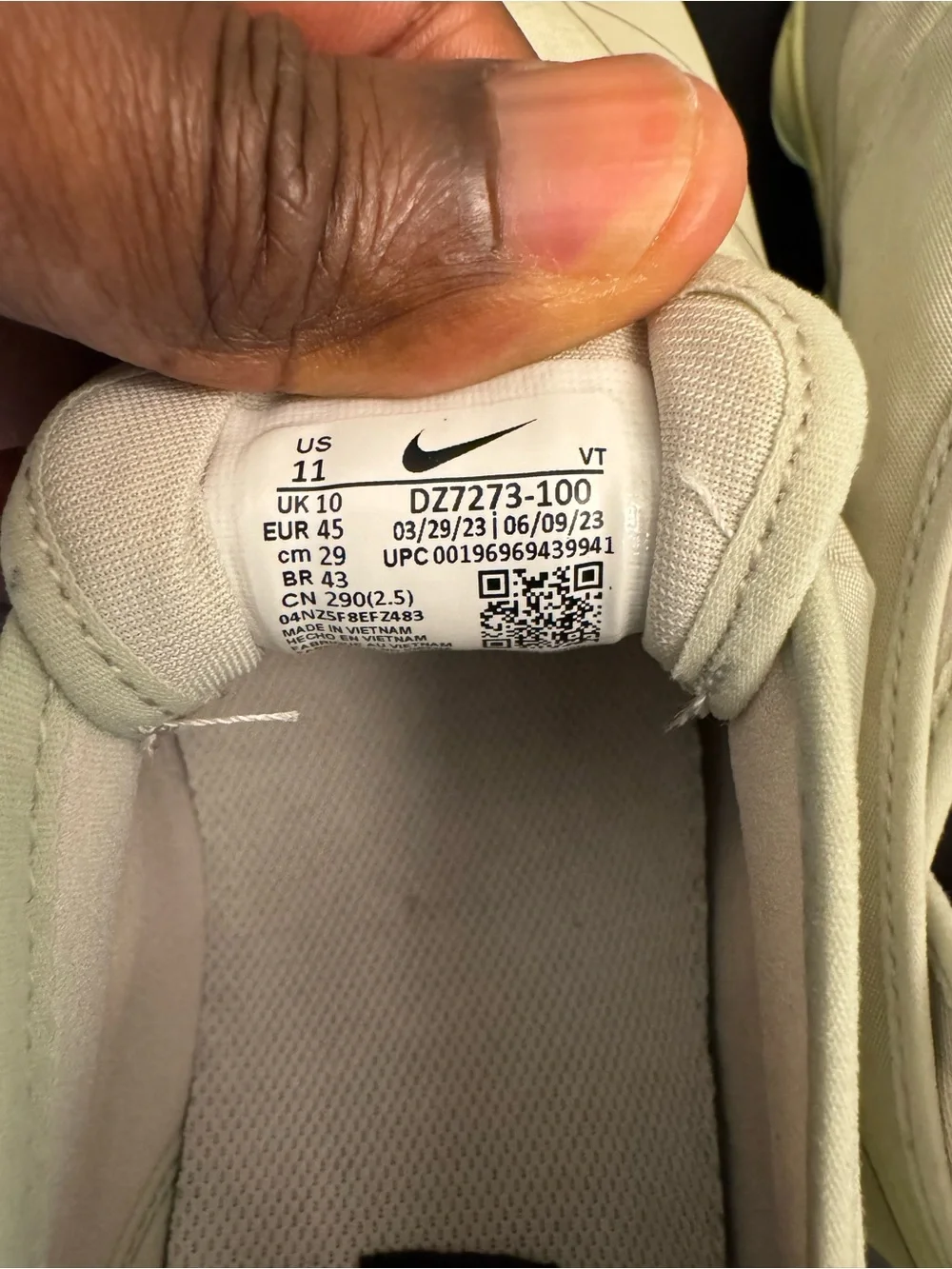 Nike Air VaporMax Moc Roam Light Stone Slip On